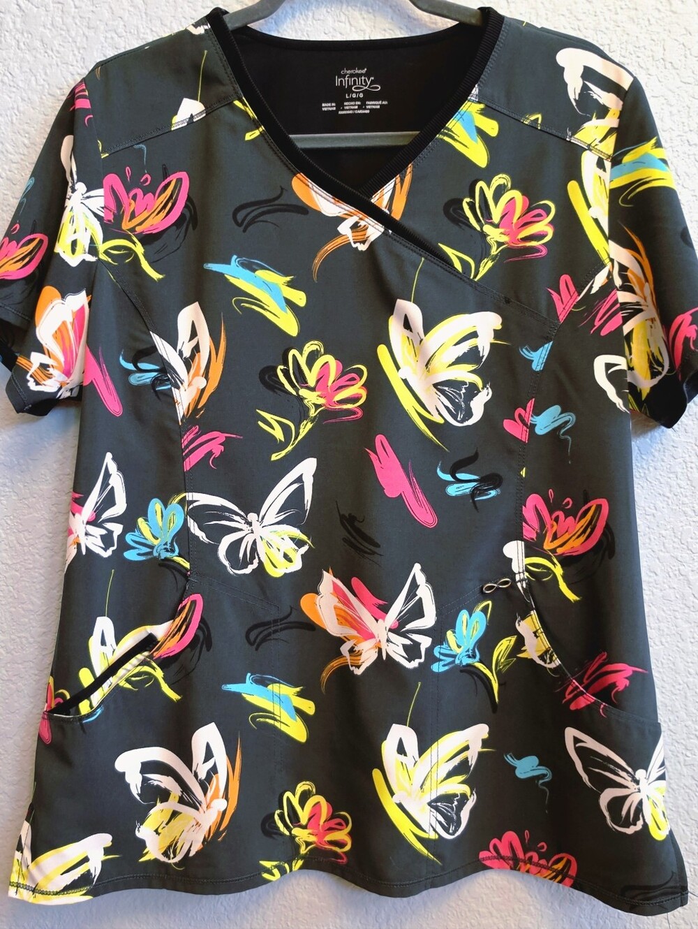 Cherokee Infinity (L) Scrub Top